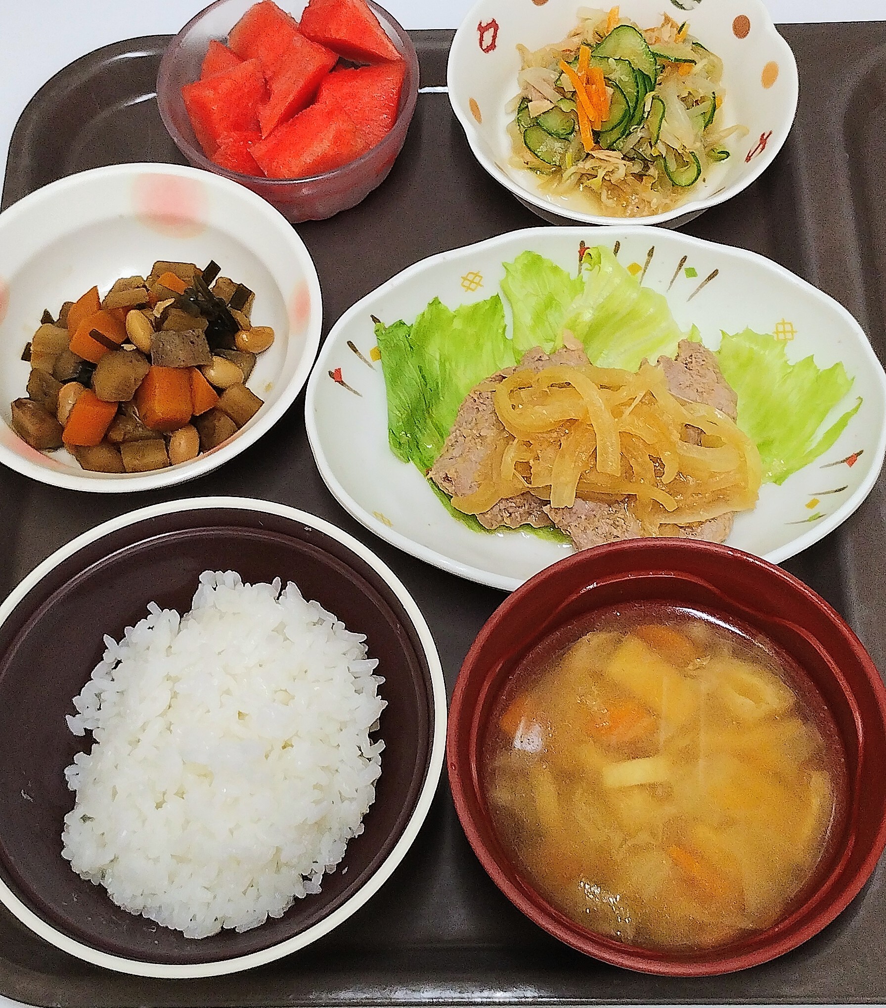 水曜 昼食
